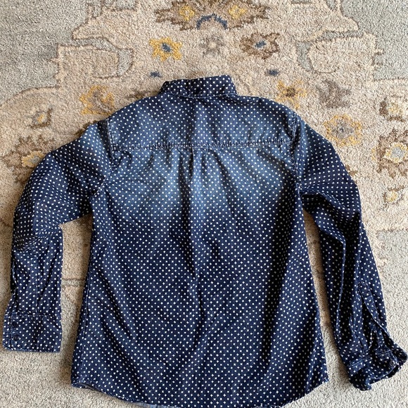 Star patterned chambray pocket button down size 2 - Picture 5 of 5